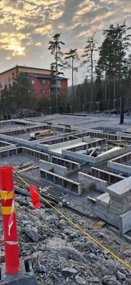 Sipoon Kalliomäenkaari 7–9 – elementtiasennus, paikallavalu, perustukset ja väestönsuojat (vss) (2026), kuva 2