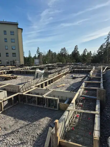Sipoon Kalliomäenkaari 7–9 – elementtiasennus, paikallavalu, perustukset ja väestönsuojat (vss) (2026), kuva 25